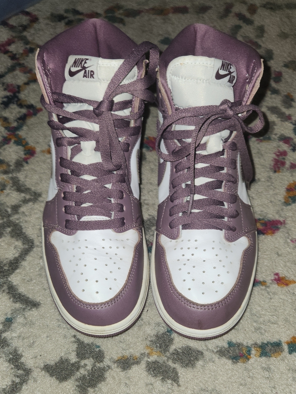 Nike Air Jordan 1 Retro High Top Sneakers in Mauve and White